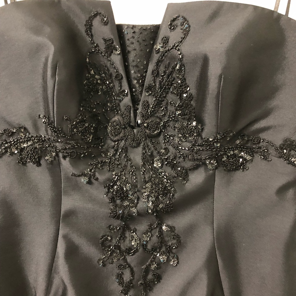 LIANCARLO Couture Black Strapless Gown - Picture 4 of 8